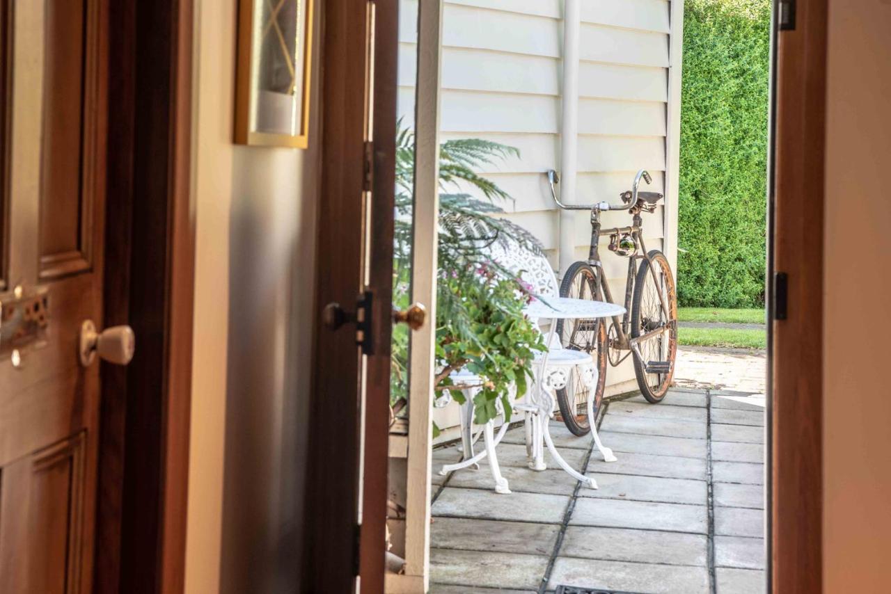 Bed and Breakfast French Bay House Akaroa Exterior foto